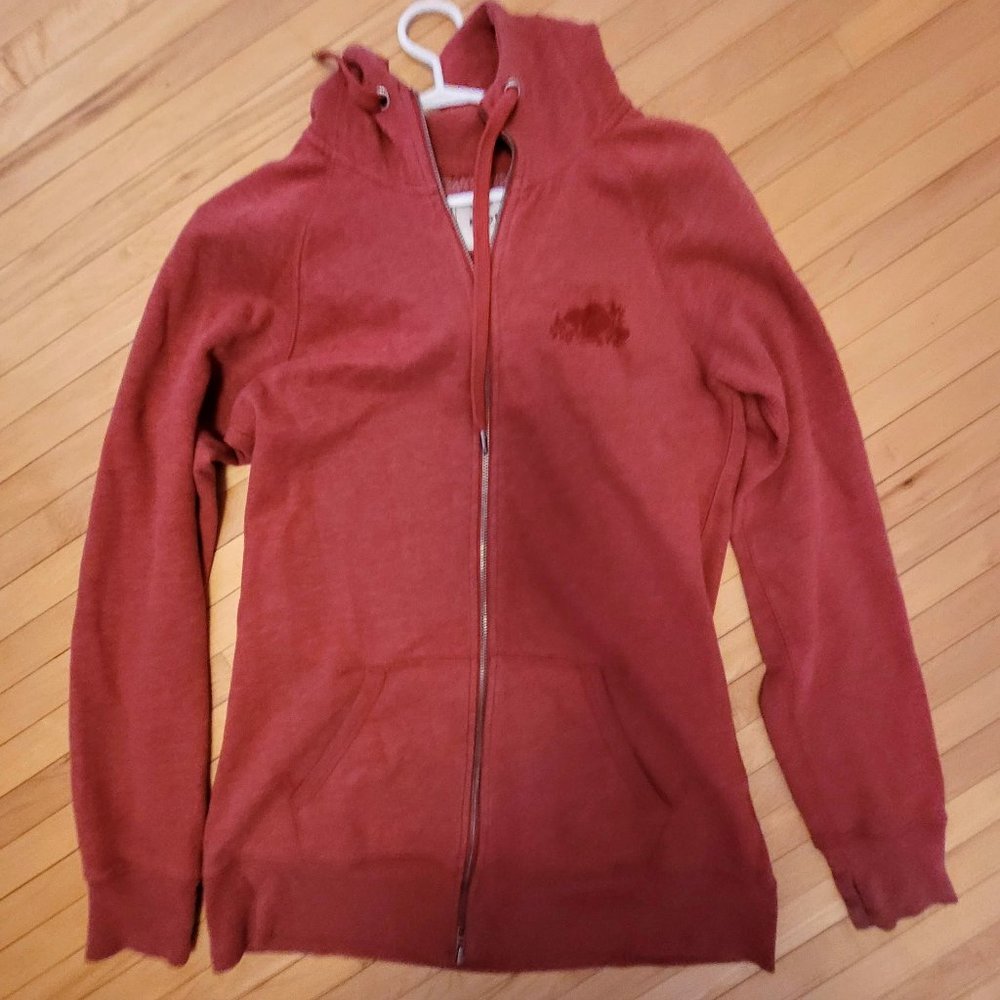 Red Roots Long Women's Sweater